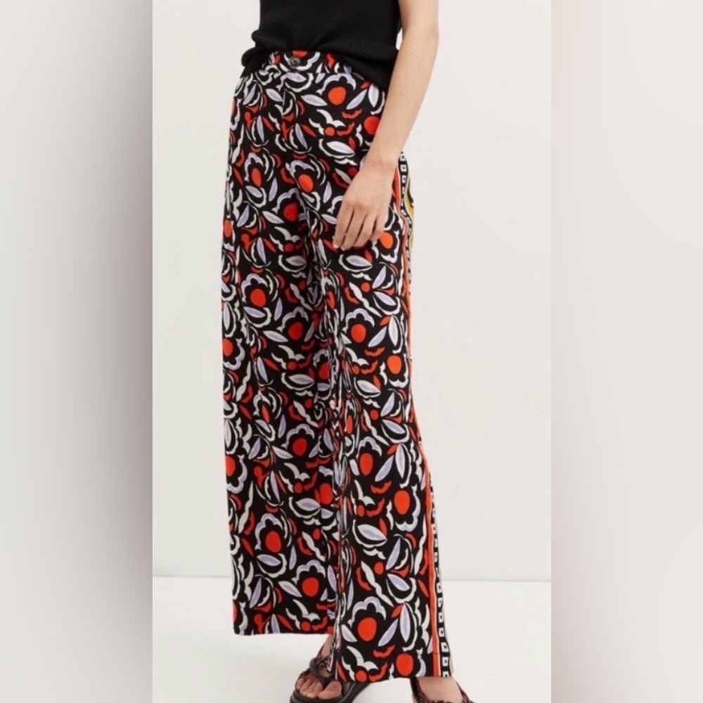 Anthropologie High-Waisted Wide-Le Pants in Black & Orange Floral Size 2